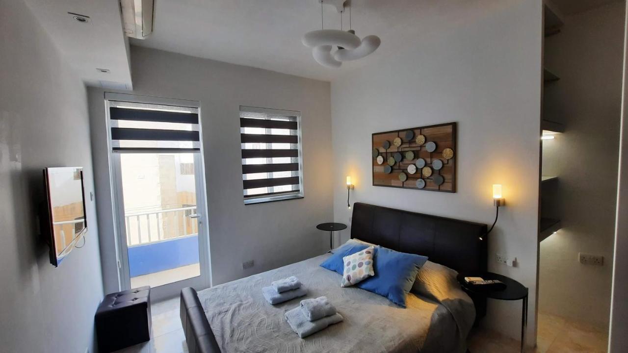 Spacious Side-Sea View Apartment At St Paul'S Bay St. Paul's Bay Exterior foto